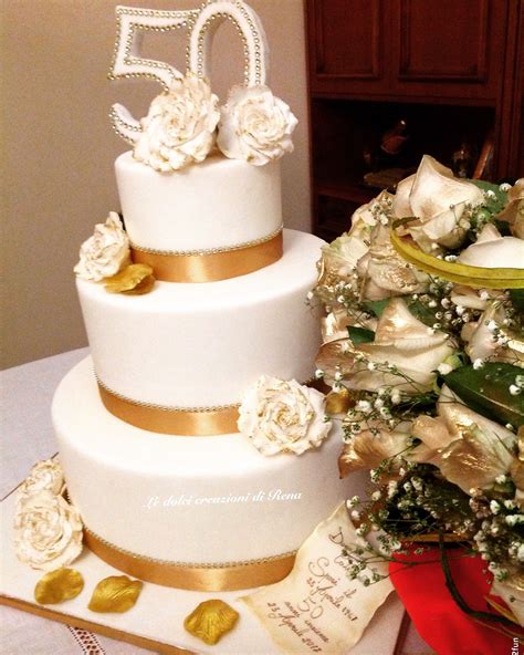 Da giacomo a lucia con gli auguri di essere solo al giro di boa del matrimonio. Wedding cake, torta 50 anni di matrimonio, torta ...