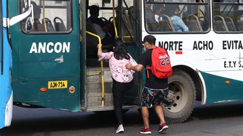 78 De Peruanos Usa Transporte Público Para Movilizarse Al Trabajo Infobae