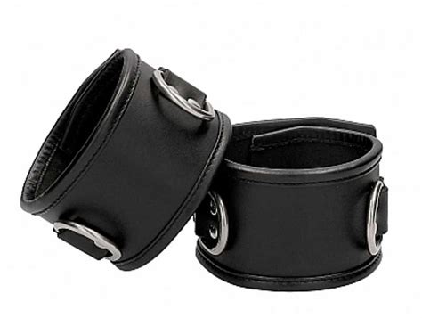 Pain Restraint Ankle Cuffs With Padlock Shots Sex Toys