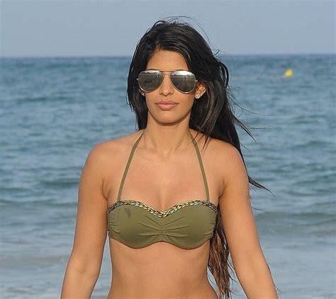 Towies Jasmin Walia Sizzling Beach Body In Ibiza Getaway Ibiza Green Bikini Towie
