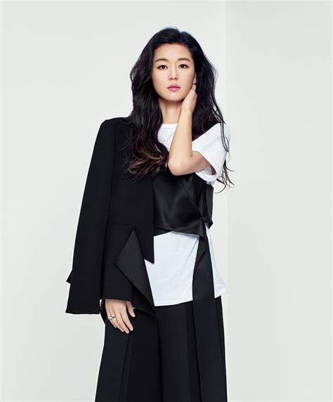 Jun Ji Hyun Is Classy And Chic For New Womens Fashion Pictorial