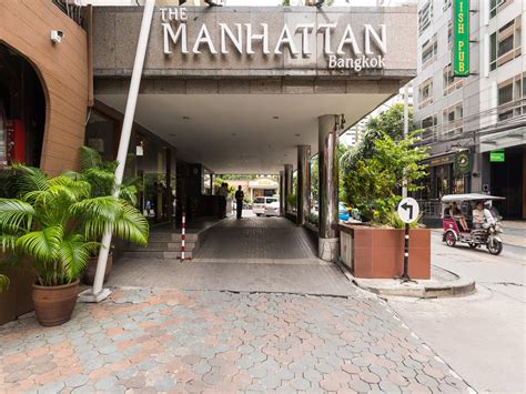 המלון מציע דלפק קבלה פעיל 24 שעות ביממה, בית קפה וריהוט גן, כדי שהטיול שלך יהיה עוד יותר נעים. Manhattan Hotel || Premium, Bangkok, Thailand