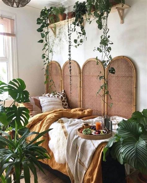 This earthy warm toned color palette including : Stunning Earthy Tone Bedroom Ideas - Ideas & Inspo in 2020 ...