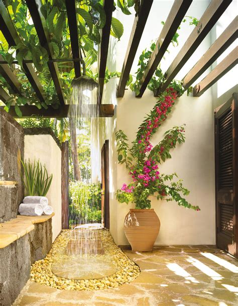 50 Stunning Outdoor Shower Spaces That Take You To Urban Paradise