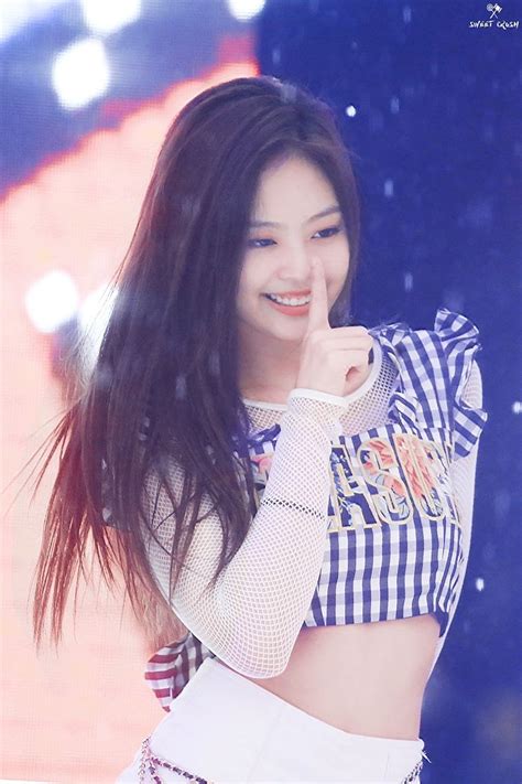 Top 10 Sexiest Outfits Of Blackpink Jennie 30 Photos Blackpink