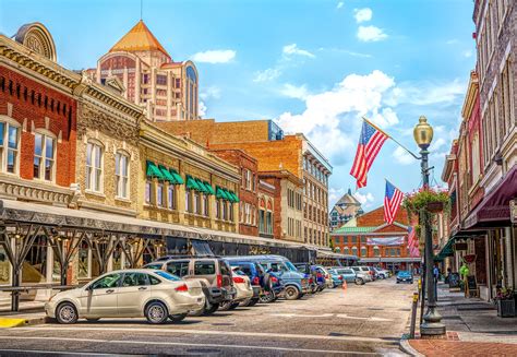 9 Most Beautiful Cities in Virginia - WorldAtlas