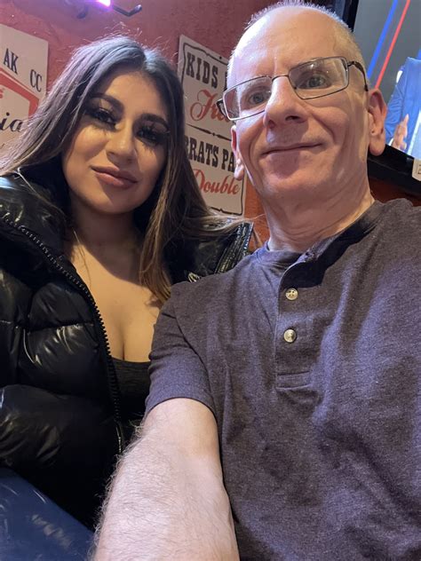 Tw Pornstars Chickpass Twitter Im Out To Dinner With The Beautiful Mila Milkshake