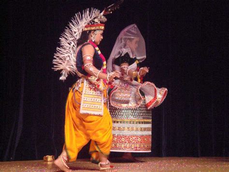 15 Dances Of India Classical Dance Forms Of India And States Holidify