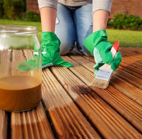 Pro Tips How To Stain Your Deck Handyman Connection Of Eden Prairie