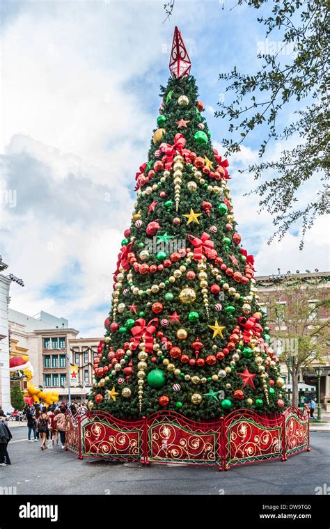 Very Large Christmas Holiday Tree In The Street At Universal Studios