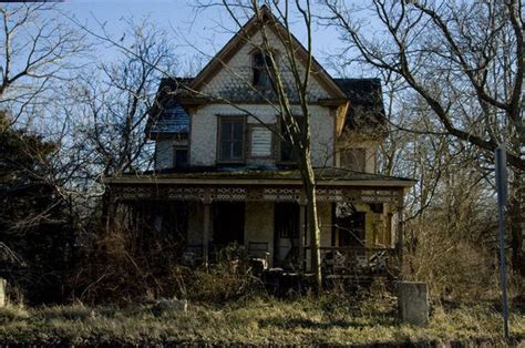 Blake house, former home to several uc berkley presidents, has been abandoned since 2008. Paranormal Corner: Is that house haunted or just abandoned ...