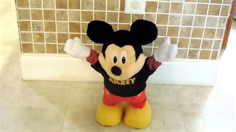 Disney Dance Star Mickey Mouse Dancing And Falling Over Toy Video Youtube