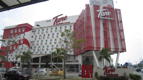 Now $92 (was $̶1̶9̶0̶) on tripadvisor: Album Of Life: Post orientation ... Johor Bahru... Tune ...