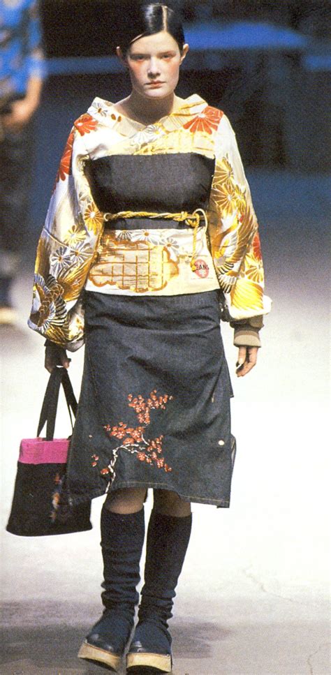 Michiko Koshino Fallwinter 2000