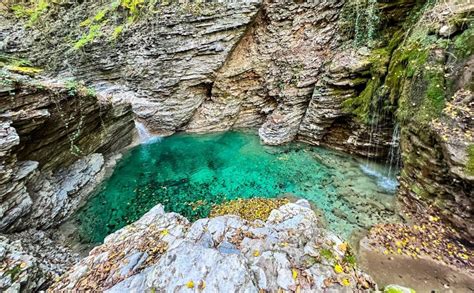 Grotta Azzurra Di Mel Un Angolo Di Veneto Nascosto Viaggia Di Più