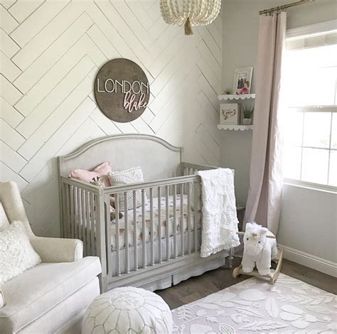Beautiful nursery art doesn't need to cost a fortune. Tell Us Which Project You ♥ the Most - Project Nursery