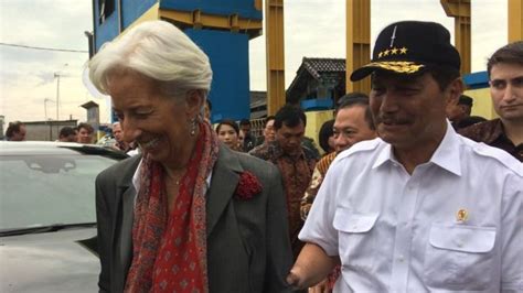 Monumen Kapsul Waktu Di Papua Kedua Kalinya Presiden Jokowi Sebut