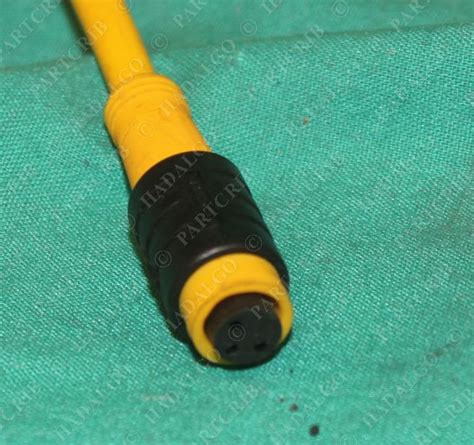 Turck PKG 3Z 2 U2133 9 Pico Fast Connector Cable Wire Snap On