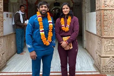 The india women's hockey team, wrestler bajrang punia and golfer aditi ashok will be in action on day 14 of the 2020 tokyo olympics. बजरंग-संगीता की शादी: जानिए घुड़चढ़ी का टाइम और बारात ...