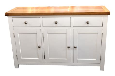 This painted oak sideboard features a satin oak top with rounded edges and a shaker leg. Harrogate White Sideboard Solid Oak and Pine 3 Doors 3 Drawers