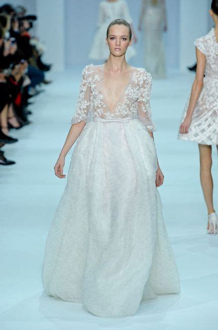 Défilé Elie Saab Printemps été 2012 Couture Robe de mariée haute