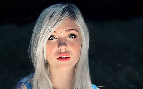 Wallpaper Face Women Model Singer Blue Freckles Fashion Hair