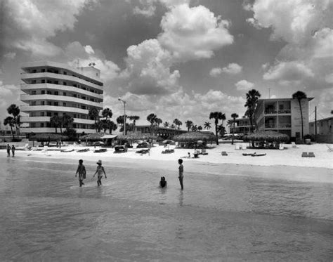 Florida Memory View Showing Visitors On The Beach Near The Three