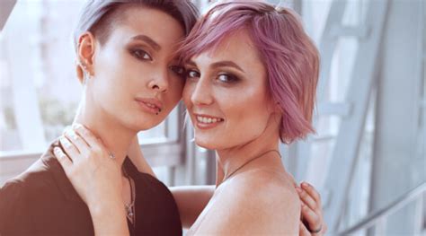 Premi Re Exp Rience Sexuelle Lesbienne Photos De Femmes