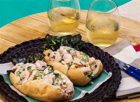 Here is how easy it is to make louisiana gumbo. Louisiana Shrimp Roll is a Cajun version of the classic ...