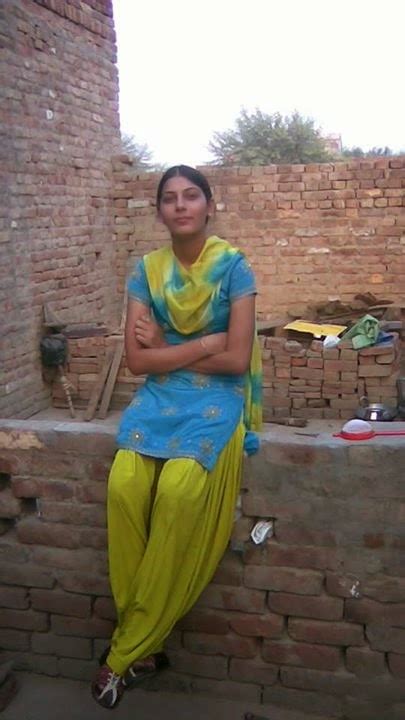 beautiful desi sexy girls hot videos cute pretty photos pakistani desi villages hot girls