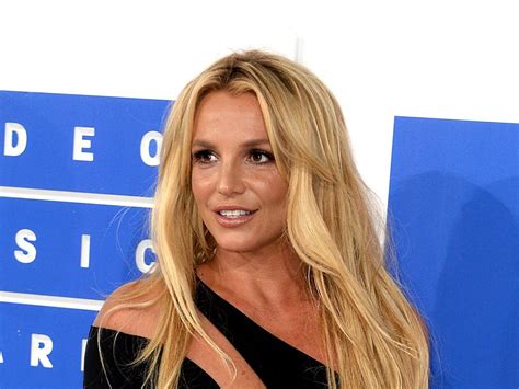 Britney Spears Under Investigation Over Battery Of Staff Wbbj Tv