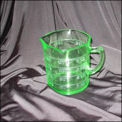 Vintage Green Depression Glass Hazel Atlas Spout Measuring Cup
