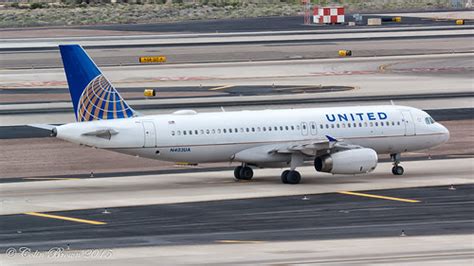 N403ua Airbus A320 232 United Airlines Phoenix Sky Har Flickr