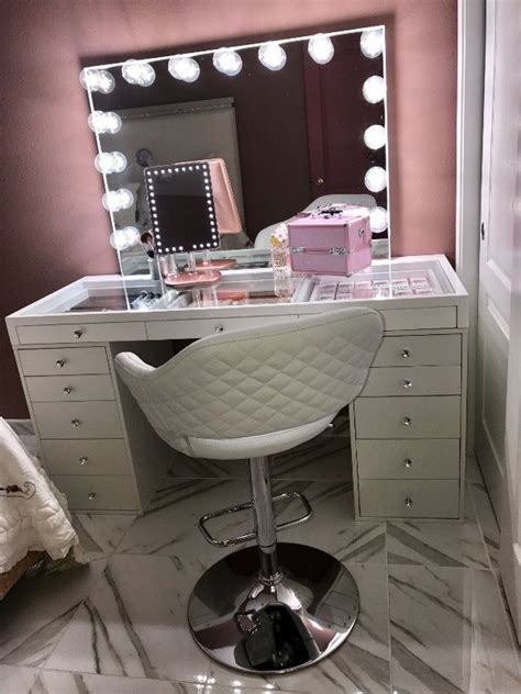 Featuring a high gloss finish, this 385mm corner vanity unit is perfect for adding lasting style to your master or guest bedroom. SlayStation® 5-Drawer Makeup Vanity Storage Unit (Pre ...