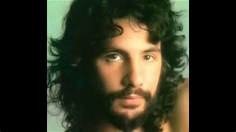This 20 track, 68 minute cd compilation is a great overview of cat stevens' finest hits and select album highlights. Top 10 Cat Stevens Songs - YouTube