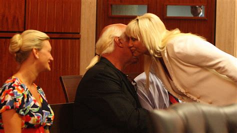 Scenes From Linda And Hulk Hogan S Divorce Fox News