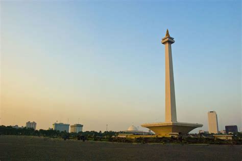 Monas Monument Jakarta Indonesia Layover Guide