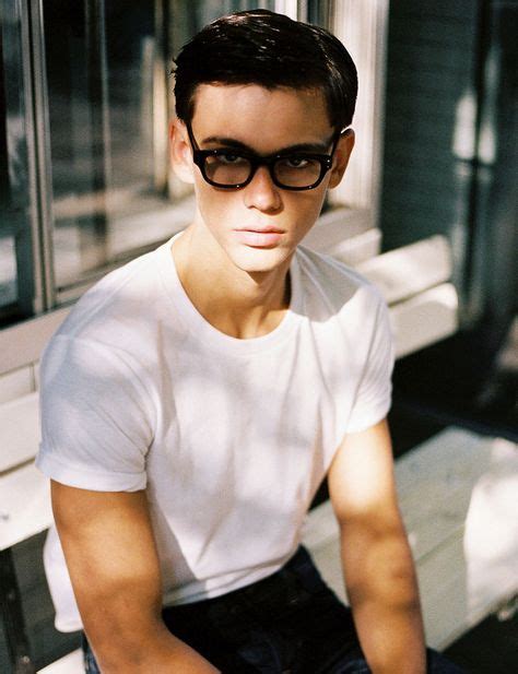 24 Male Models Glasses Photoshoot Ideas Male Models Mens Fashion Mens Outfits