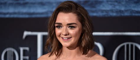 ‘game Of Thrones Star Maisie Williams Dyes Her Hair Pink The Daily