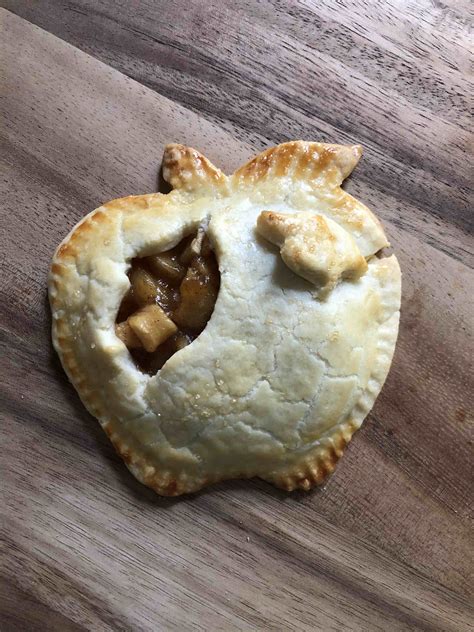 Baked Apple Pocket Pies Dee Cuisine