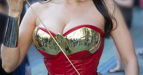 Valerie Perez As Wonder Woman Imgur