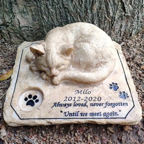 Personalizable Cat Memorial Stones With A 3 D Sleeping Cat On The Top