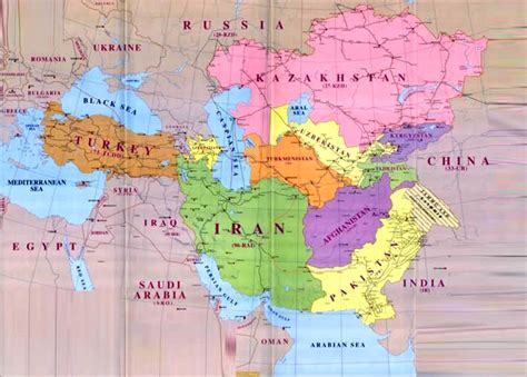 La retirada de las tropas de estados unidos en afganistán ha significado un resurgimiento de los grupos talibanes, que ya dominan un tercio del país. Preparando La III Guerra Mundial - Objetivo Irán