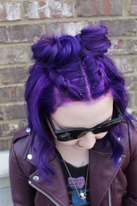 Unfortunately, purple dye tends to fade quickly, especially if the base of the color has any red or pink in it. Vibrant purple violet hair (With images) | Purple hair ...