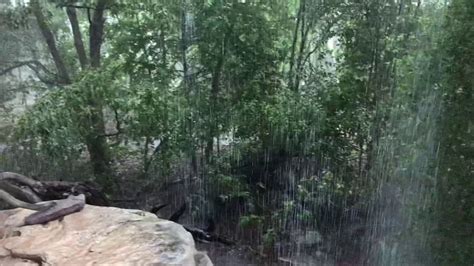 Amazing Rain Observed At Cave Youtube