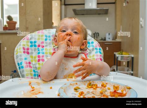 Girl Age 15 Hi Res Stock Photography And Images Alamy