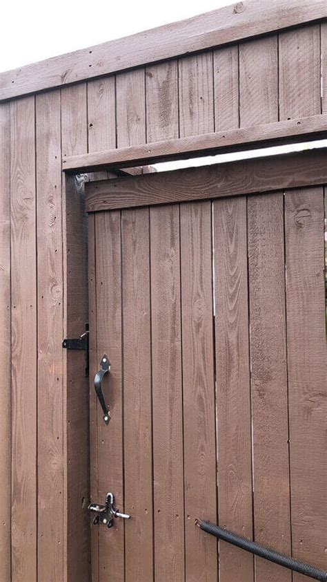 Kangaroo contractors recently replaced our patio walls and did a few smaller repairs. Painting | Kangaroo Contractors