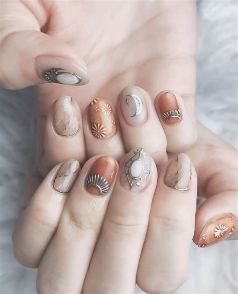 Retro Boho Style Manicure En 2020 Avec Images Beauté Des Ongles