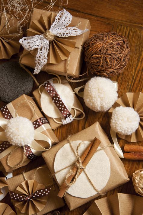 26 Beautiful Christmas Wrapping Ideas With These