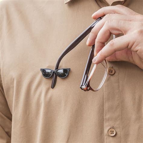 black shades magnetic eyeglass holder readerest readerest